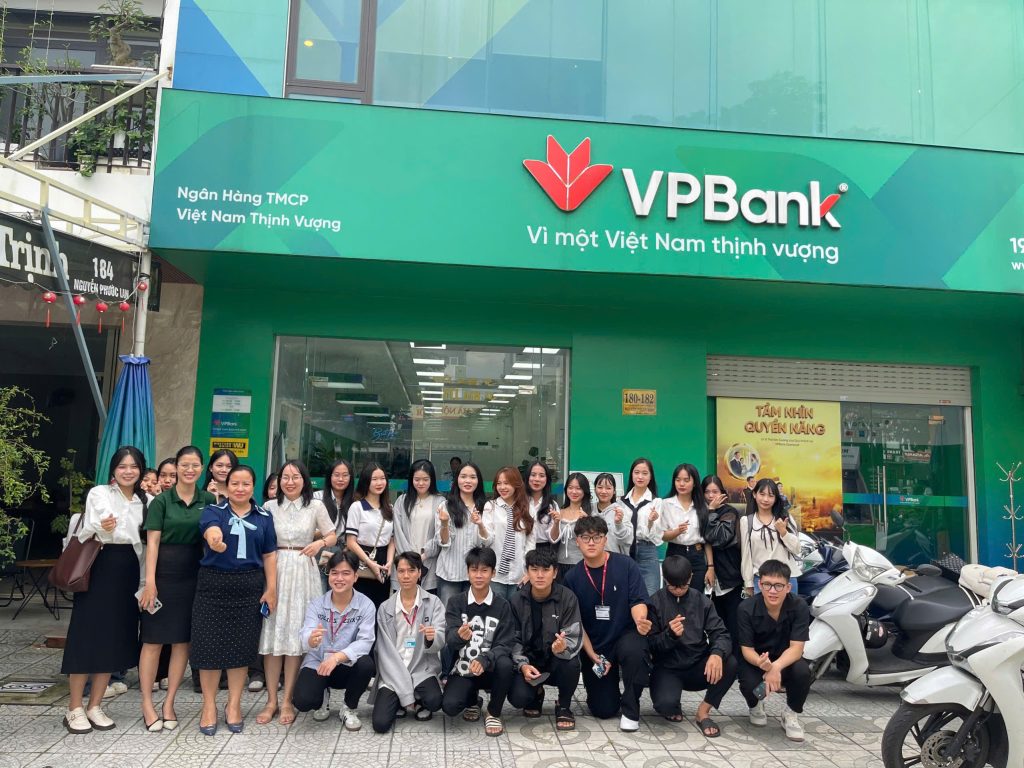 z6402374263413_9bc7fe9cda5bd89ad8d9df8ba029bde2